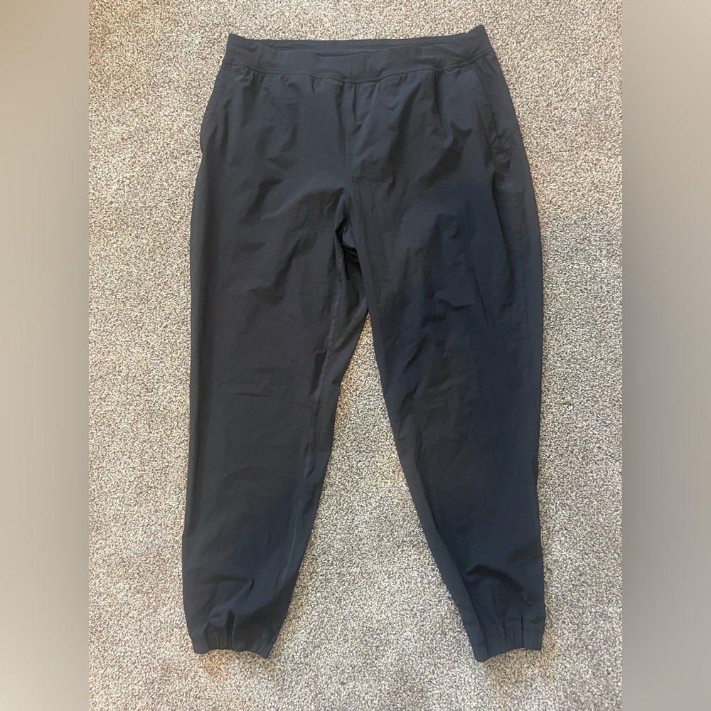 LULULEMON WOMENS JOGGERS SIZE 14